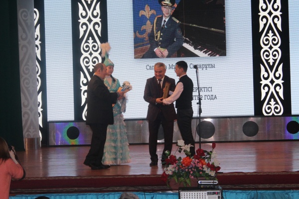 «Будущее нашей страны определять молодым!»