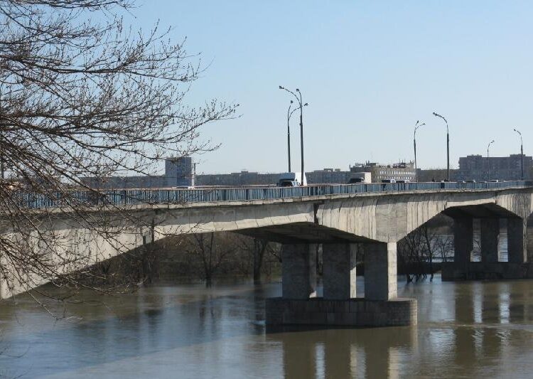 Ескі көпір жөндеуге жабылады