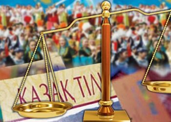 Жағымпаздықтың жанында жасампаздық жылап тұрады