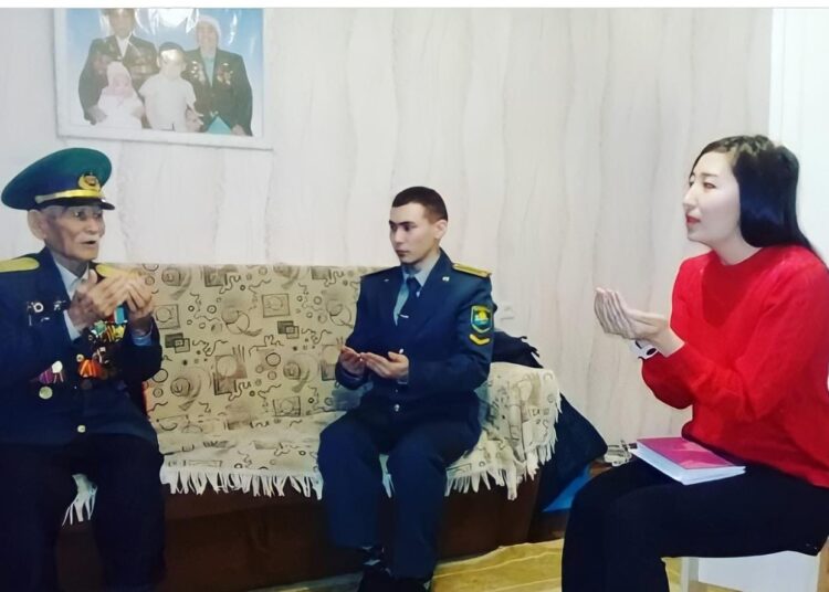 Сен құрметте оны, қарағым!