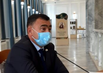 БИЛІК пен БАҚ. БЕЙРЕСМИ КЕЗДЕСУ