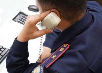 В Семее ищут опасного телефонного террориста