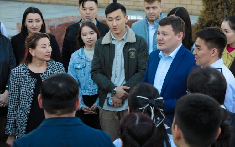 «AMANAT» партиясы: өңірлердегі кездесулер еліміздің Шығысында жалғасты