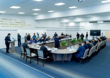 ӘУЕЗОВ ӘЛЕМІН АЙШЫҚТАҒАН КОНФЕРЕНЦИЯ