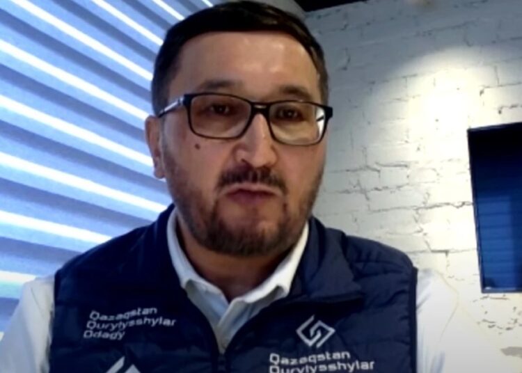 «2-3 млн адам табыссыз қалуы мүмкін»: Сарапшы тұрғын үйдің қымбаттауы неге әкелетінін айтты