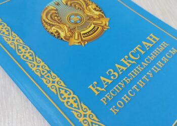 Тоқаев мемлекеттік тілді дамыту туралы: Конституцияда орыс тілі де лайықты орын алады