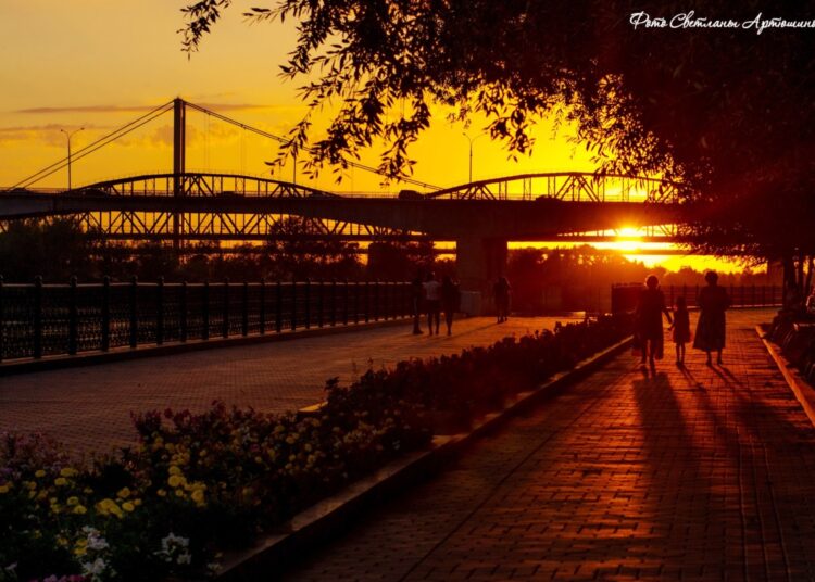 МЕН ЕЛІМІЗДІҢ БОЛАШАҒЫНА СЕНЕМІН!