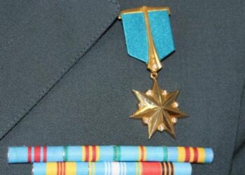 Тоқаев үш ардагерге «Халық қаһарманы» атағын берді