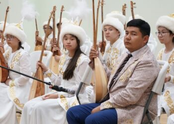 ЗИЯТКЕРЛІК МЕКТЕПТЕГІ ЖЕЛІЛІК ДОМБЫРА САБАҒЫ