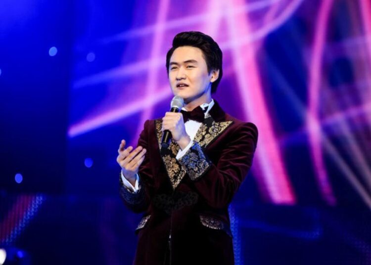 «Балкон көрсем, жүрегім ауырады»: Төреғали Төреәлі Павлодардағы оқиғаны еске алды