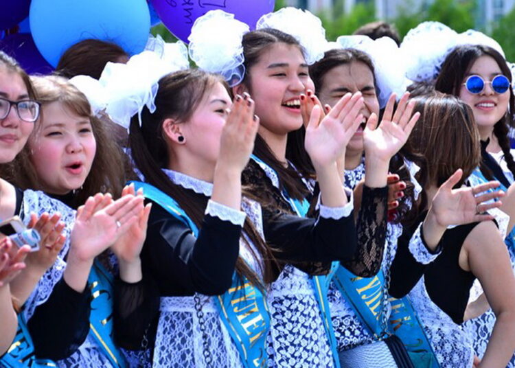 Аймағамбетов мектеп түлектеріне қатысты ережелерге өзгеріс енгізді