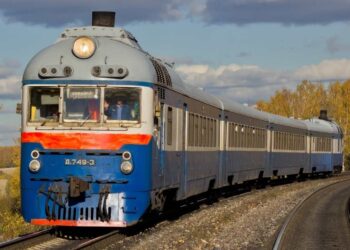 Қазақстанда поезд ішінде жолсеріктер жас ананы босандырып алды