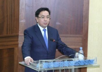 Дипломат даулы атаулардан арылып, Елрдаға Астана атауын қайтаруды ұсынды