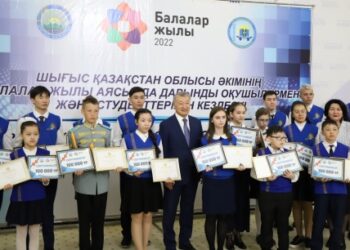 ДАРЫНДЫ ӨРЕНДЕРГЕ ҚОЛДАУ КӨП