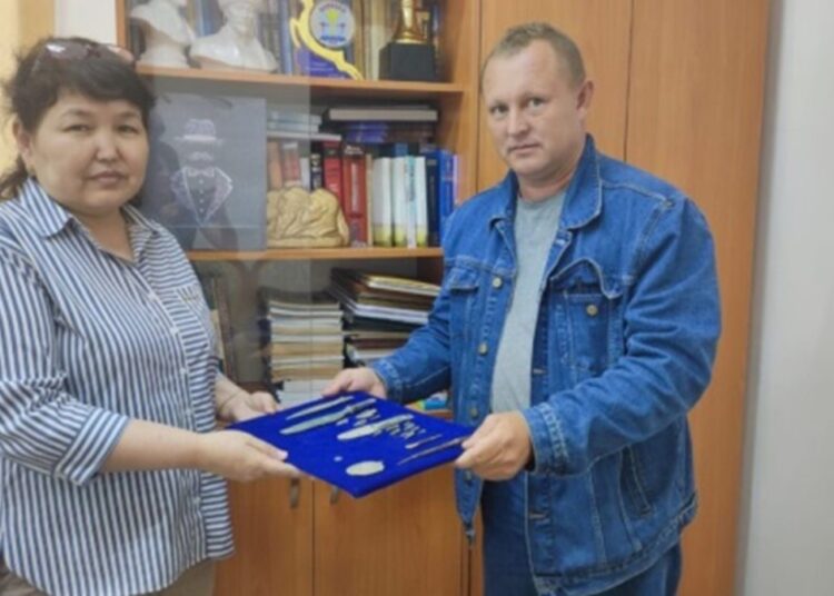 ҚОЛА ДӘУІРІНЕ ЖАТАТЫН ЗАТТАР ТАБЫЛДЫ