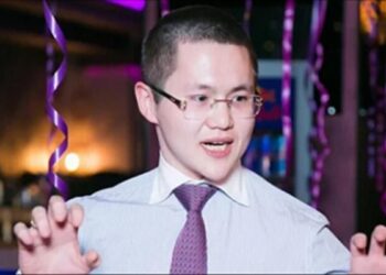 «Топас болсаң, Гарвард та көмектеспейді». Бердібек Сапарбаевтың шенеунік ұлы сұқбат берді