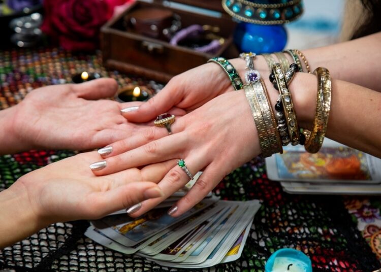 Семейде жалған емші ұсталды