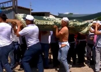 Үйіне табытпен оралған сарбаздың туыстары оқиғаның мән-жайын айтты