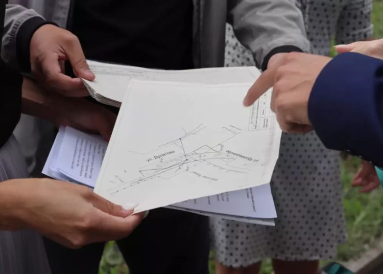 Семейде көлік кептелістерін азайту үшін жол айырықтарындағы оң жақ бұрылысты орнату жоспарлануда