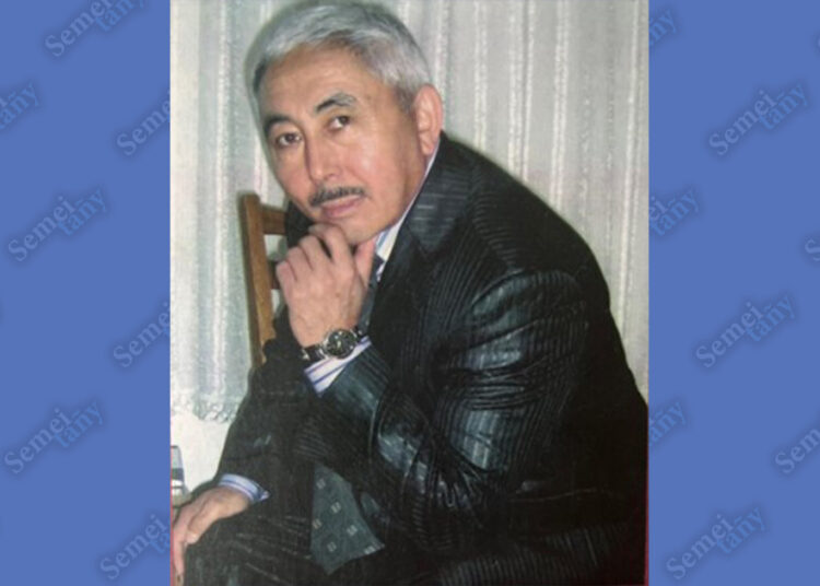 «СЕНІҢ, Семей, ТЫНЫҚ КЕШ, КҮМІС ТАҢЫҢ, Көгілдір сағым қуған уыз шағым»