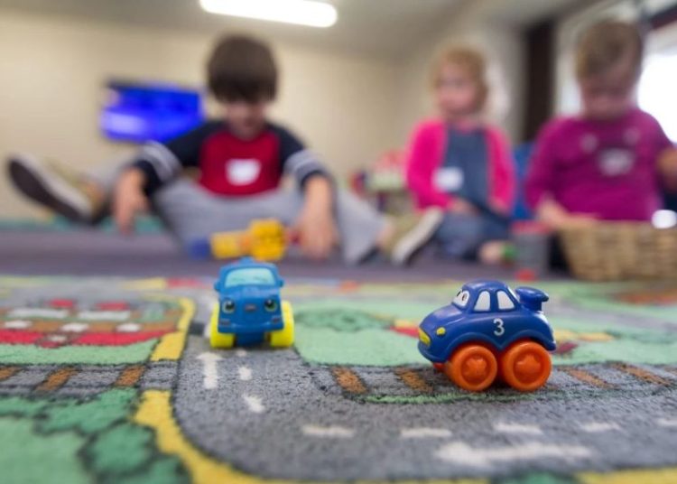 «Сапаны арттыратын уақыт келді»: Тоқаев балабақшаларға лицензия тәртібін енгізу керегін айтты