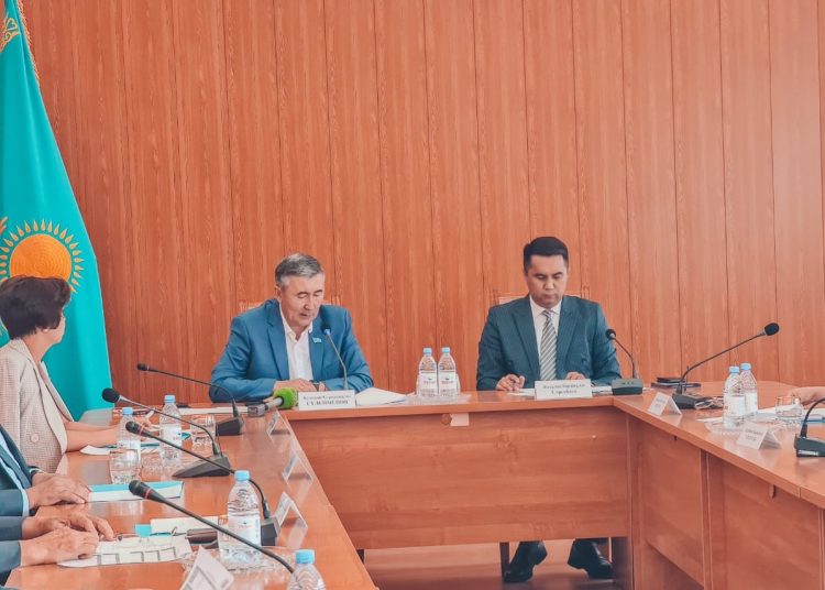 МЕКЕМЕЛЕРДІҢ ТАҚТАЙШАЛАРЫН АБАЙ ОБЛЫСЫ ДЕП АУЫСТЫРУ ҰСЫНЫЛДЫ