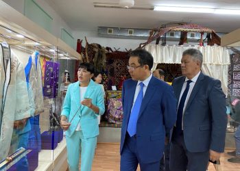 АБАЙ ОБЛЫСЫНЫҢ ӘКІМІ НҰРЛАН ҰРАНХАЕВ АРНАЙЫ ЖҰМЫС САПАРЫМЕН АЯГӨЗ АУДАНЫНА БАРДЫ