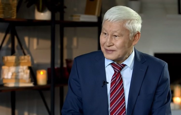 Қазақ ғылымды емес ертегі, аңыз, өтірік әңгімені жақсы көреді