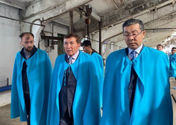 АЙМАҚ БАСШЫСЫНЫҢ ӨҢІРЛЕРМЕН ТАНЫСУЫ ЖАЛҒАСУДА