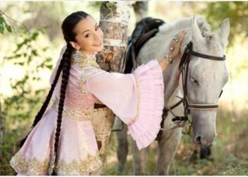 «Айттым сәлем, Қаламқас» әні кімге арналған?