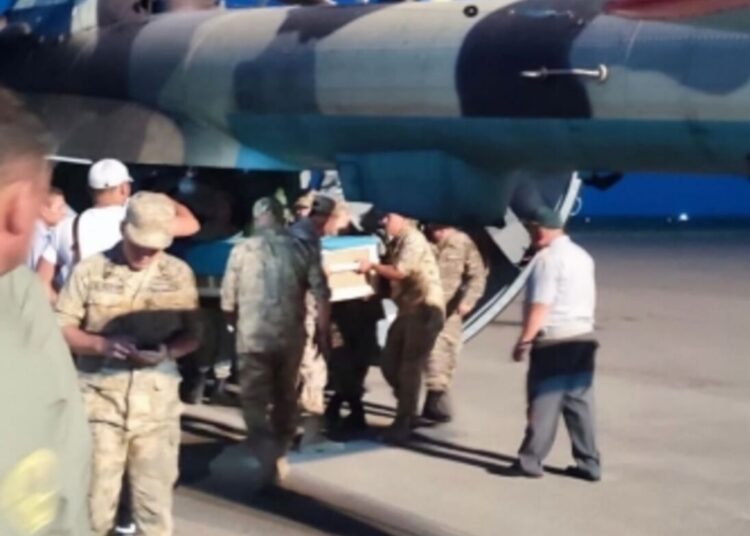 «Иен далада аштан өлді дегенге сенбейміз»: әскерде жүрген тағы бір сарбаз қаза тапты