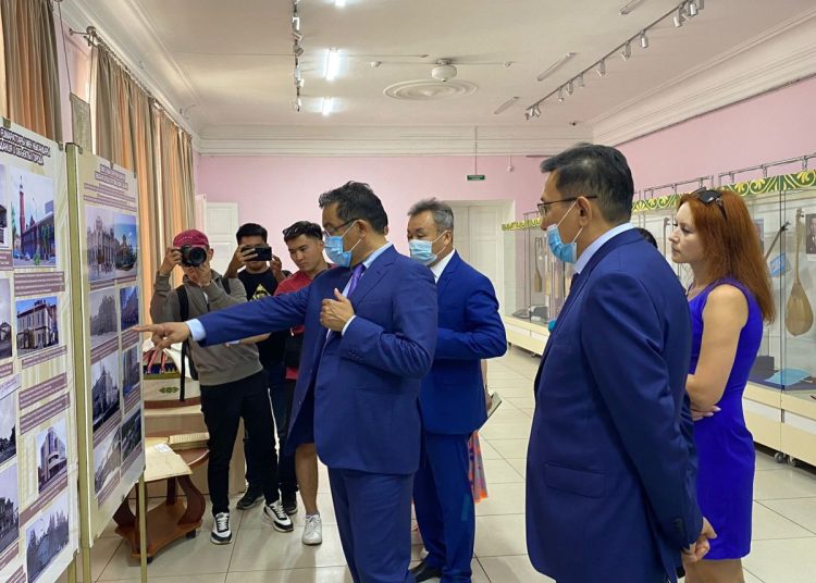 МӘДЕНИ ОШАҚТАРДЫ АРАЛАДЫ