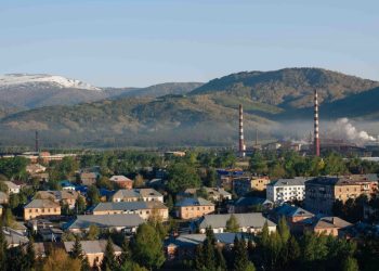 ЕҢ ҮЗДІК ЕҢБЕК ӘУЛЕТІ РИДДЕРДЕ ТҰРАДЫ