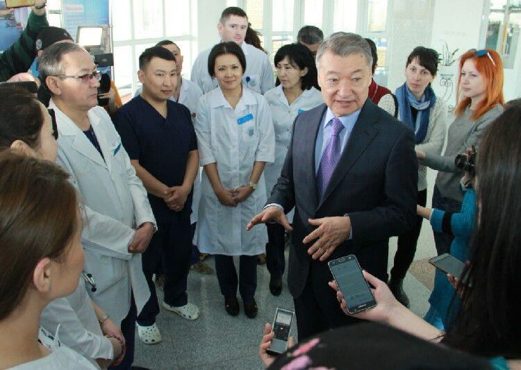 ЕМХАНА АШЫЛАДЫ