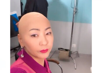 «Шашымның жағдайы осылай» – Айгүл Иманбаеваның видеосы елді дүрліктірді