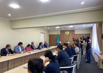 Облыстық мәслихаттың сессиясы өтті