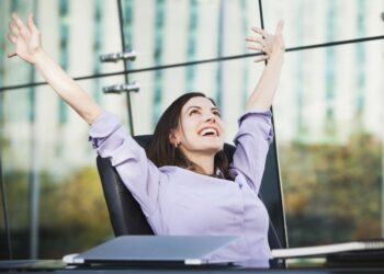 Қазақстанда 4 күндік жұмыс аптасына көшуге рұқсат берілмек