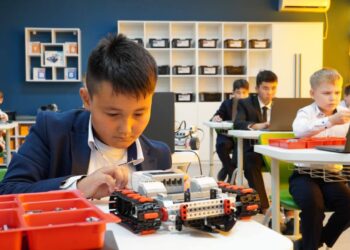 РОБОТОТЕХНИКА ОРТАЛЫҒЫ ӨЗ ЕСІГІН АЙҚАРА АШТЫ