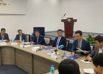 ҮШЖАҚТЫ КЕЛІСІМ ЖАСАСТЫ