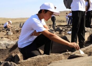 АРХЕОЛОГИЯЛЫҚ МЕКТЕПКЕ ҚАТЫСТЫ