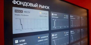 Путин елде мобилизация жариялаған соң Ресейде қор нарығы құлдырап кетті