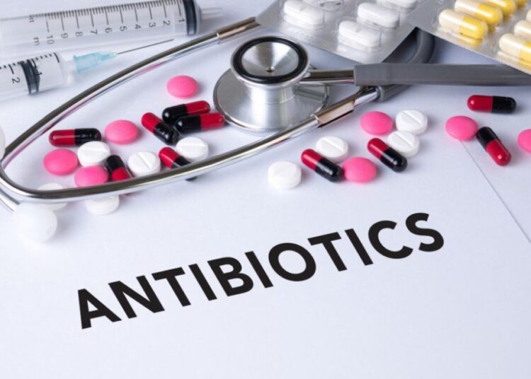 Маман суық тигенде антибиотикті не үшін пайдалануға болмайтынын айтты