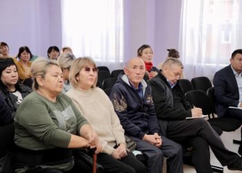 БИЛІК ПЕН ХАЛЫҚ: БАЙЛАНЫС НЫҒАЯДЫ