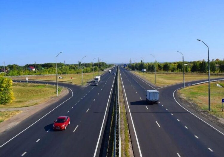 Министр алдағы уақытта қай жолдар ақылы болатынын айтты