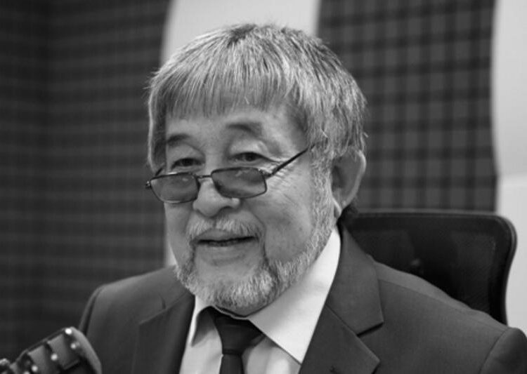 Белгілі сатирик Көпен Әмірбек өмірден озды