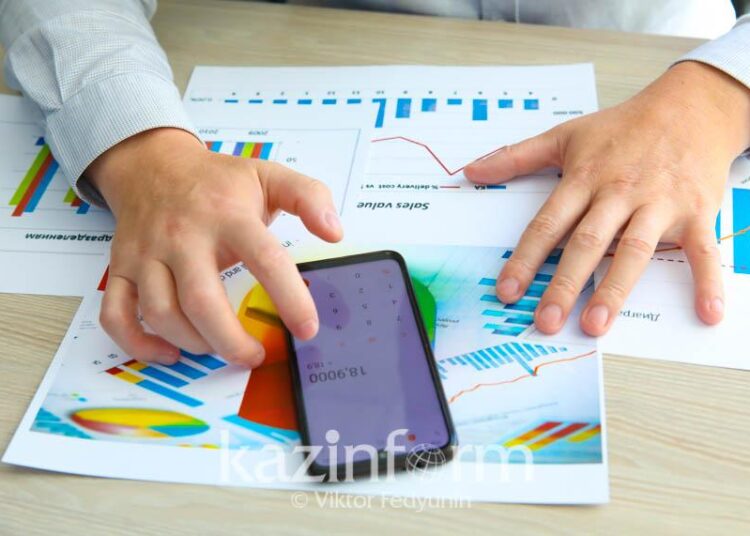 Абай облысында 400-ден астам адамға жеке кәсібін ашуға грант берілді