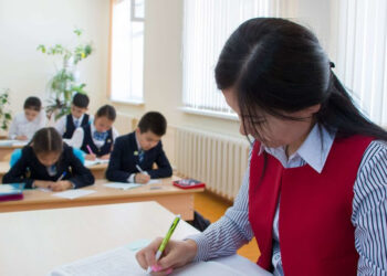 Педагогтердің жалақысы 2023 жылғы қаңтарда 25%-ға артады