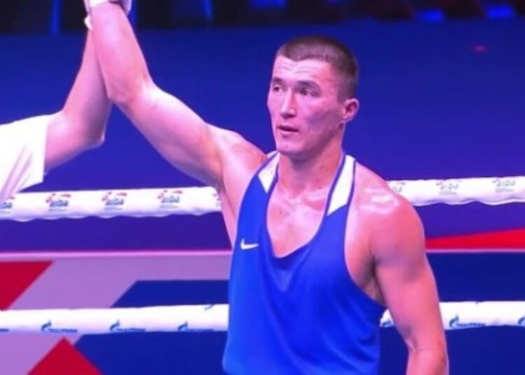 Азия чемпионаты: Нұрқанат Райыс қарсыласын нокаутпен жеңді