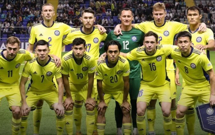 16 қарашада футболдан Қазақстан — Өзбекстан құрамалары кездеседі