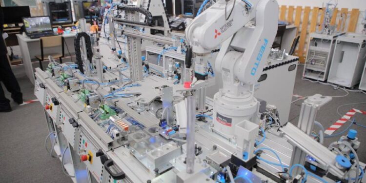 ОБЛЫС ӘКІМІ СЕМЕЙДЕГІ КОЛЛЕДЖДЕРДІ АРАЛАДЫ